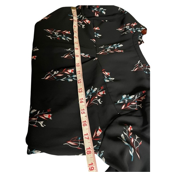 Daniel Rainn Womens Hi-Low Split Neck Blouse Top Size: S Color: Black Flora - Picture 8 of 10